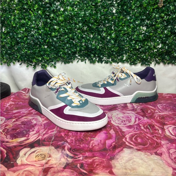 Women’s size 10 coach shoes - Picture 1 of 9